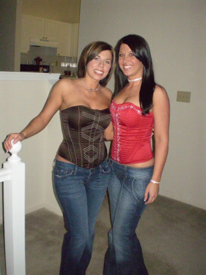 Big Tits and Sexy Lips image 4
