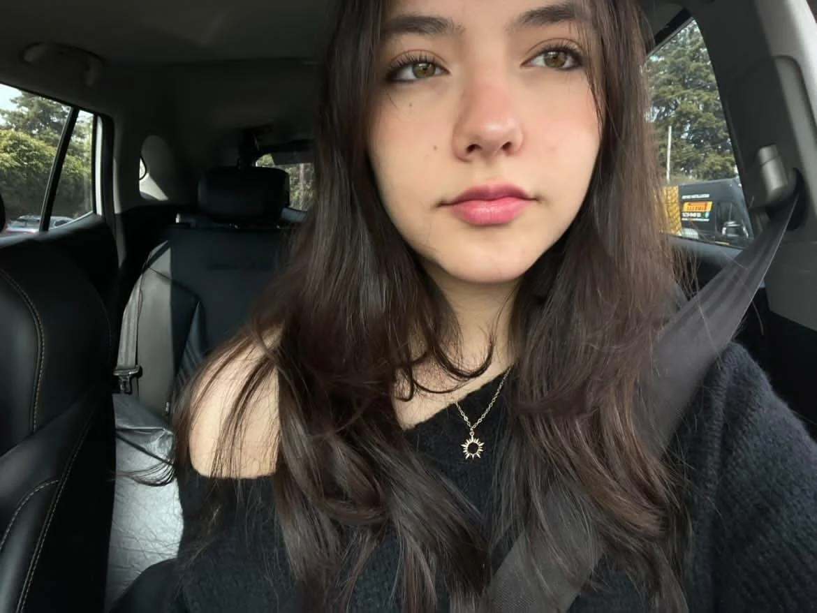 Novio quiere que opinen de su novia main image