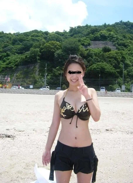 Japanese amateur milf 48 image 16