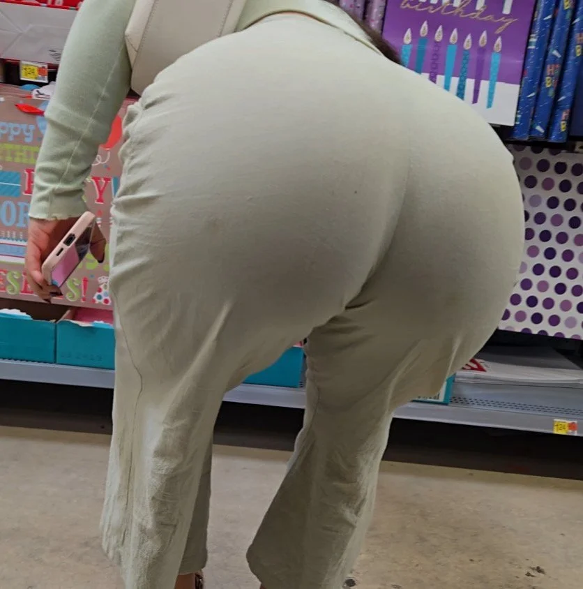 morena da bunda enorme e gostosa image 7