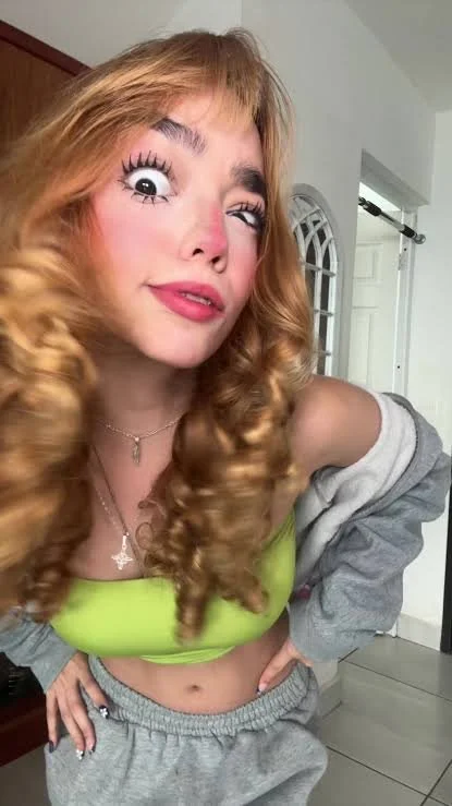 La Wuerita Nude image 8