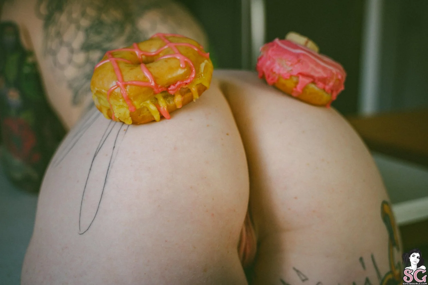 AskAlex - Baby I'm a glazed by you (Suicide Girls) image 27