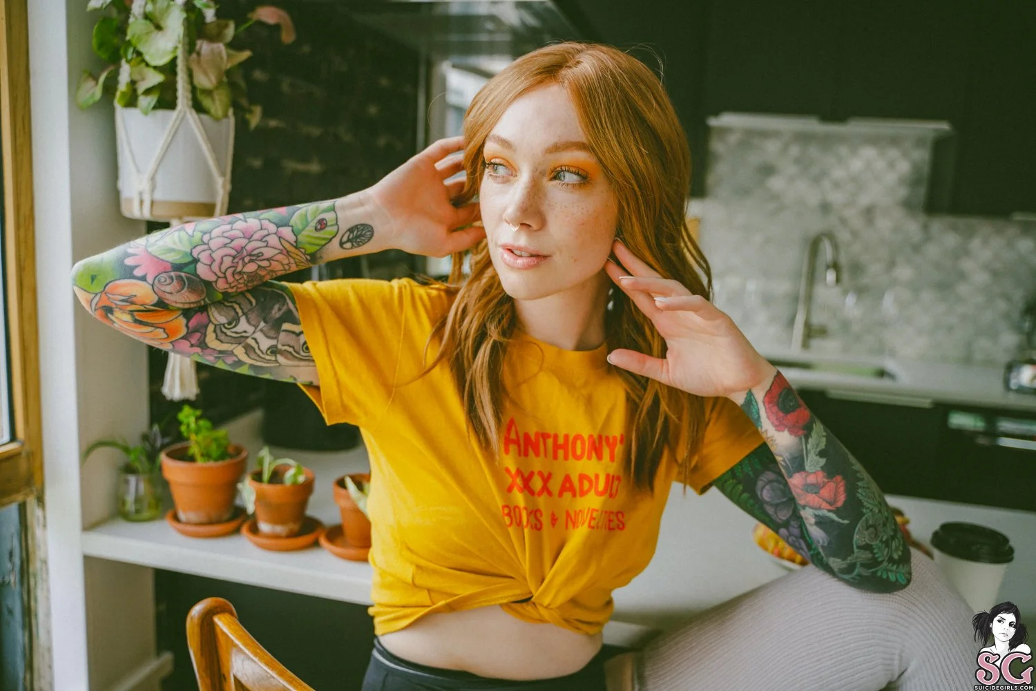 AskAlex - Baby I'm a glazed by you (Suicide Girls) image 4