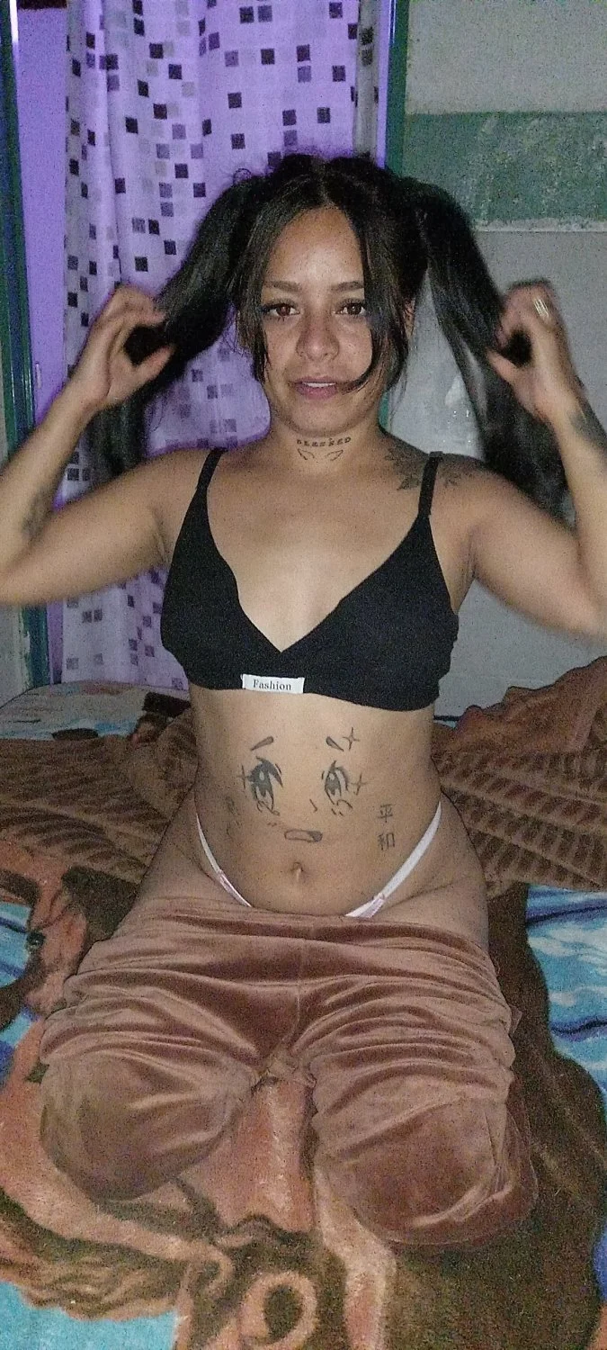 Celeste buenísima turra argentina siendo follada image 2