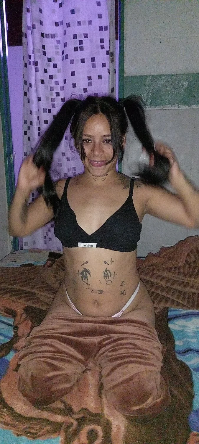 Celeste buenísima turra argentina siendo follada image 4