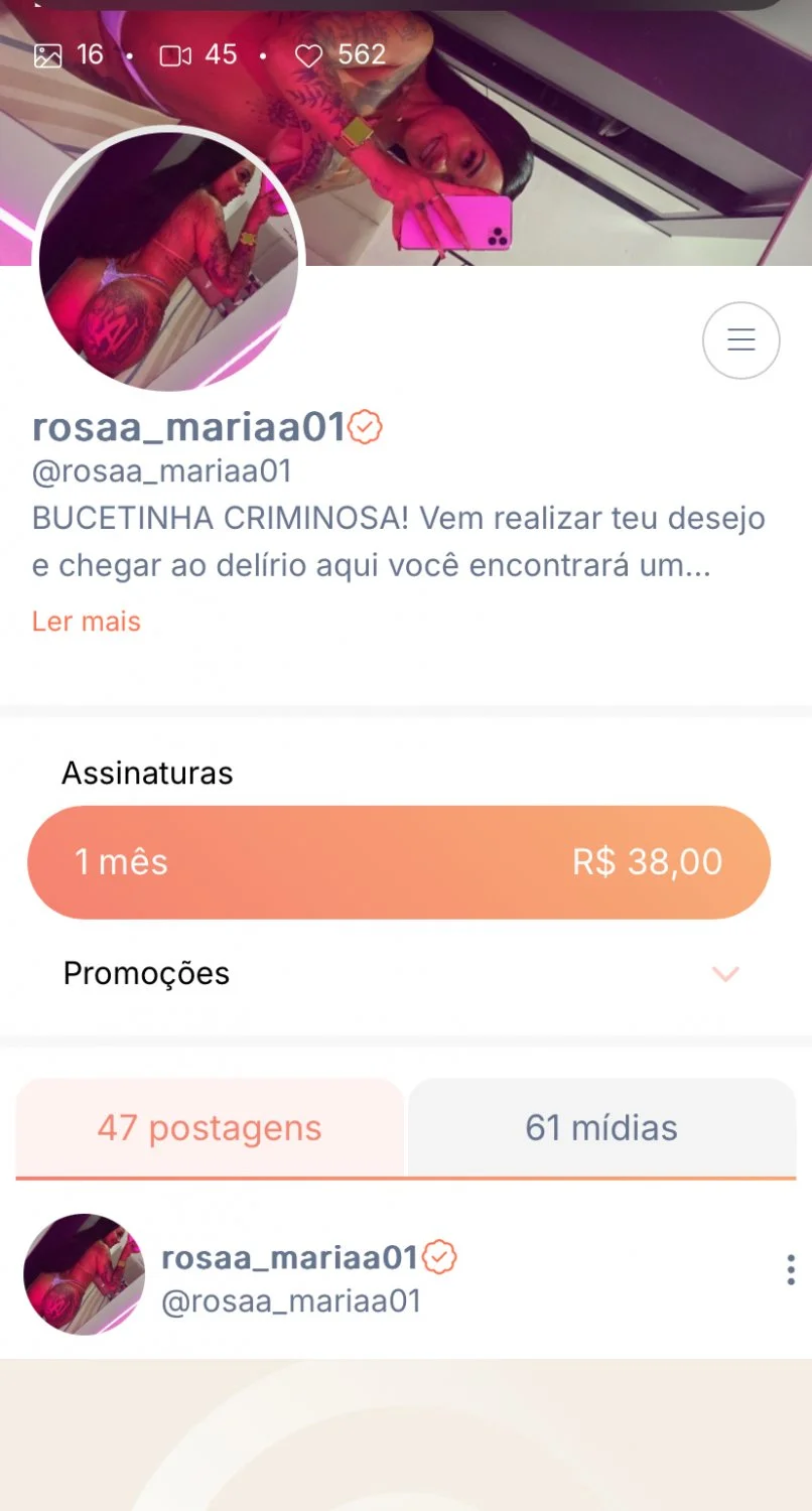 Alguém tem alguma coisa dela ? main image