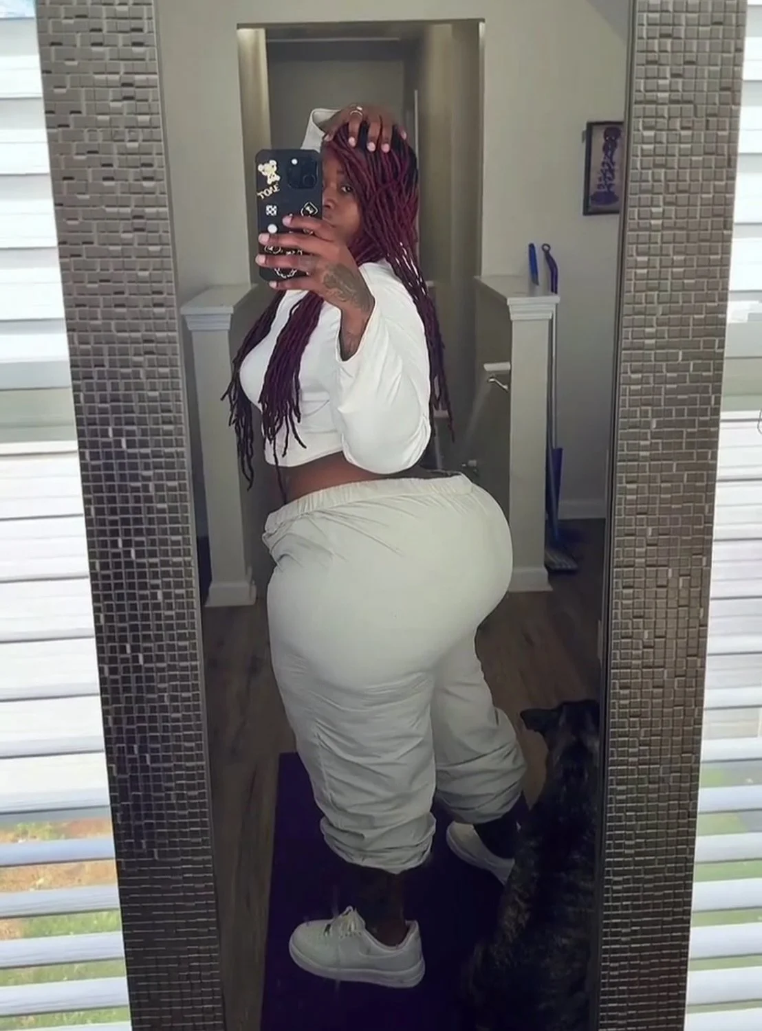 Bigg finee goon meat Bbw image 3