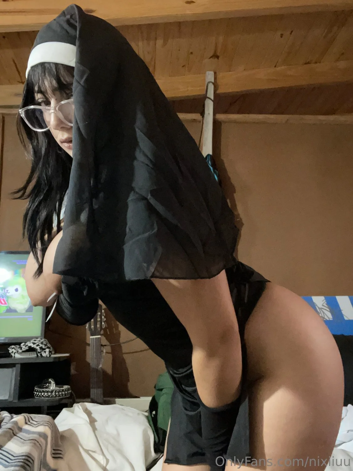 girl with big natural melons and a 40 inch booty part. 2 image 22