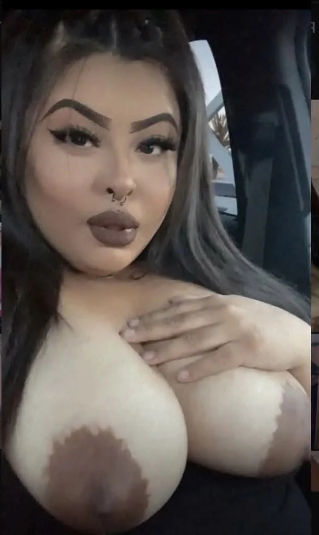 Latina bbw Angela main image