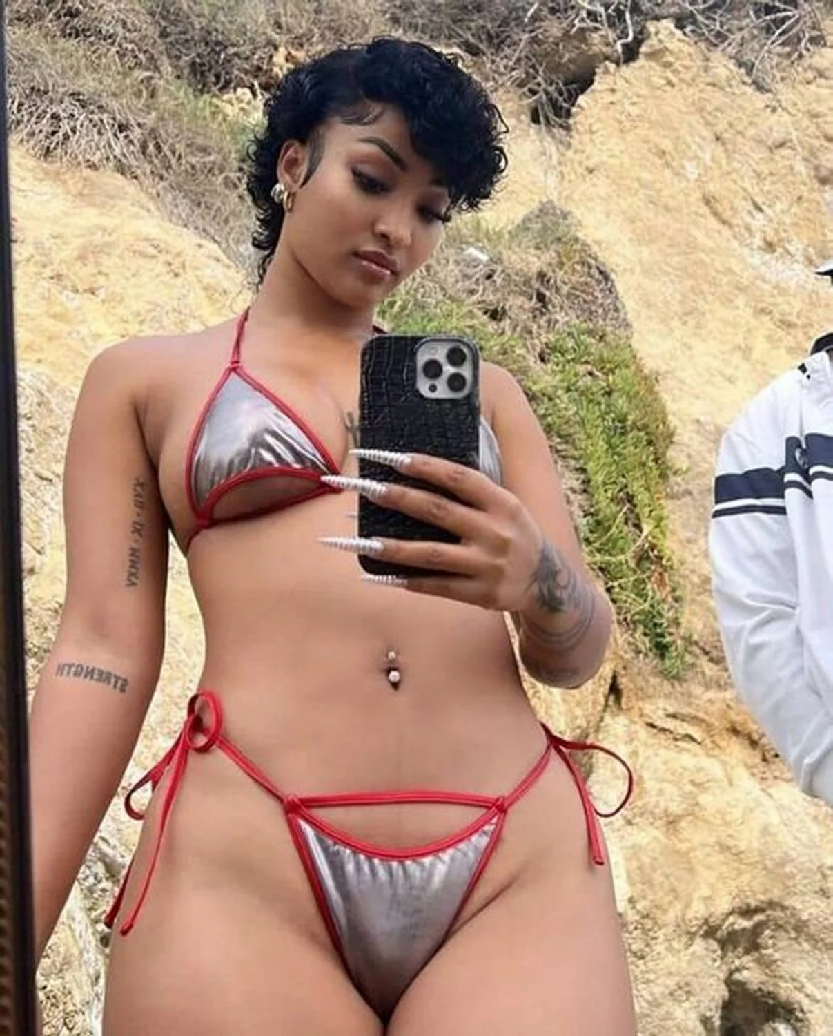 Shenseea image 25