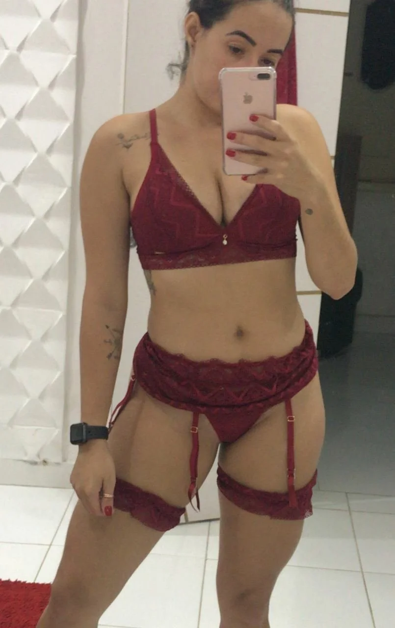 Yasmin mineira Gostosa caiu na net image 13
