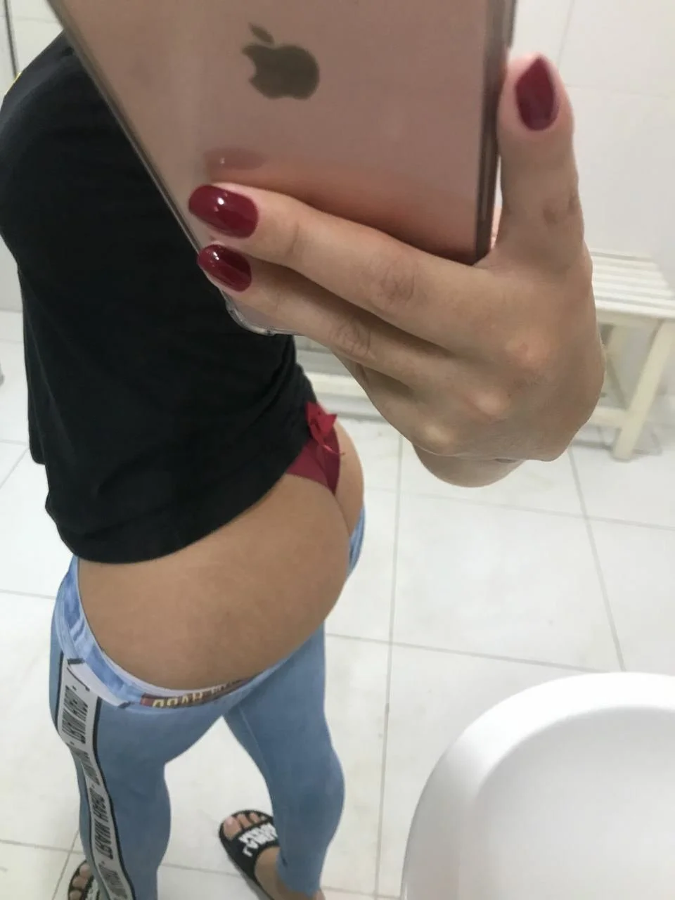 Yasmin mineira Gostosa caiu na net image 32
