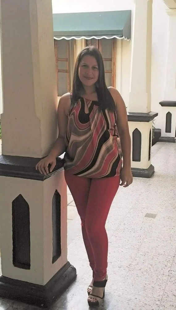 Nohemi Guatemalan Milf image 7