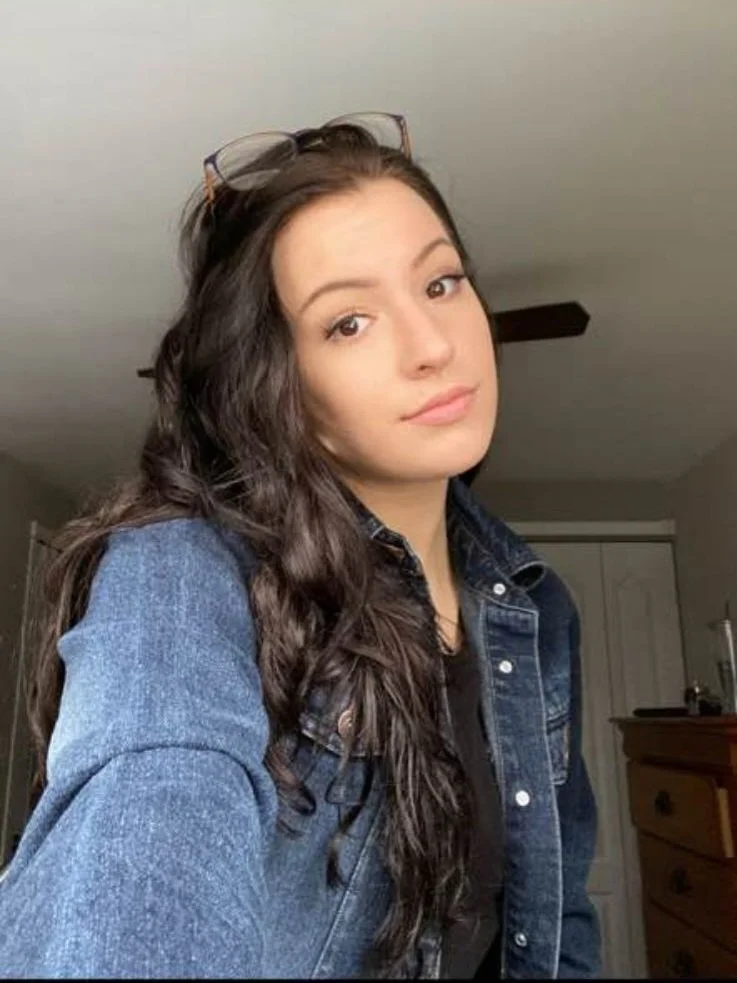 Alyssa image 3