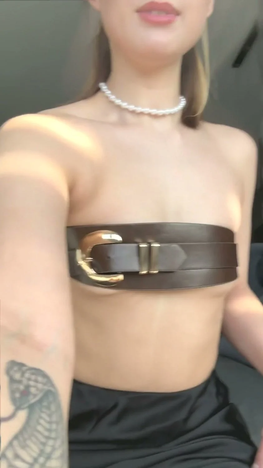 🔞 curvy perky tits nude slut fucking dripping 😈💦 See OF main image