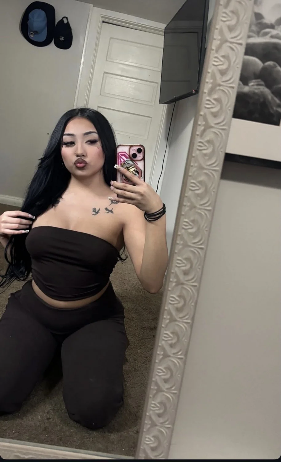 Does anyone have this type of latina that their willing to share? image 5