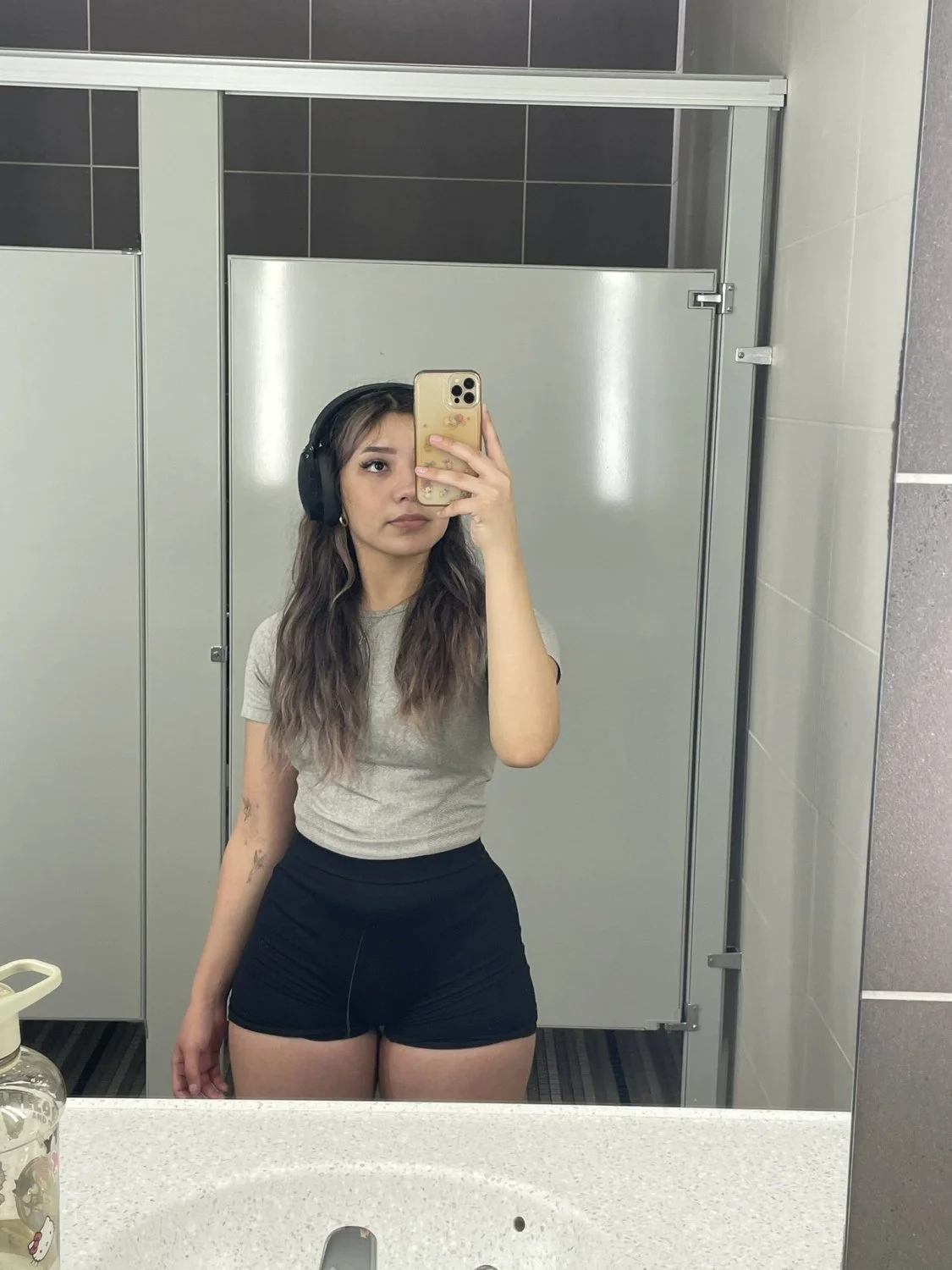 Vbunnyx . Vbunniex . Vbunniecx . Vanessa from Houston dm to see more image 6