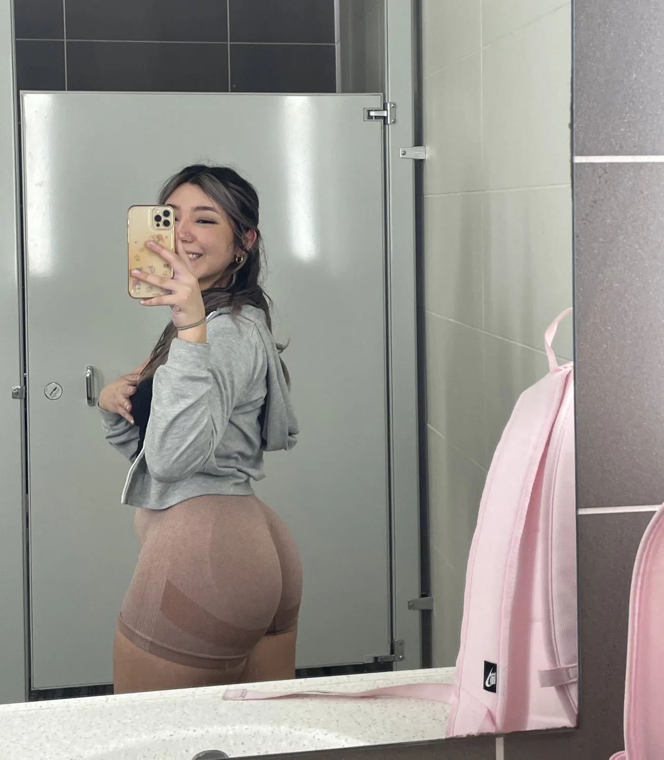 Vbunnyx . Vbunniex . Vbunniecx . Vanessa from Houston dm to see more image 7