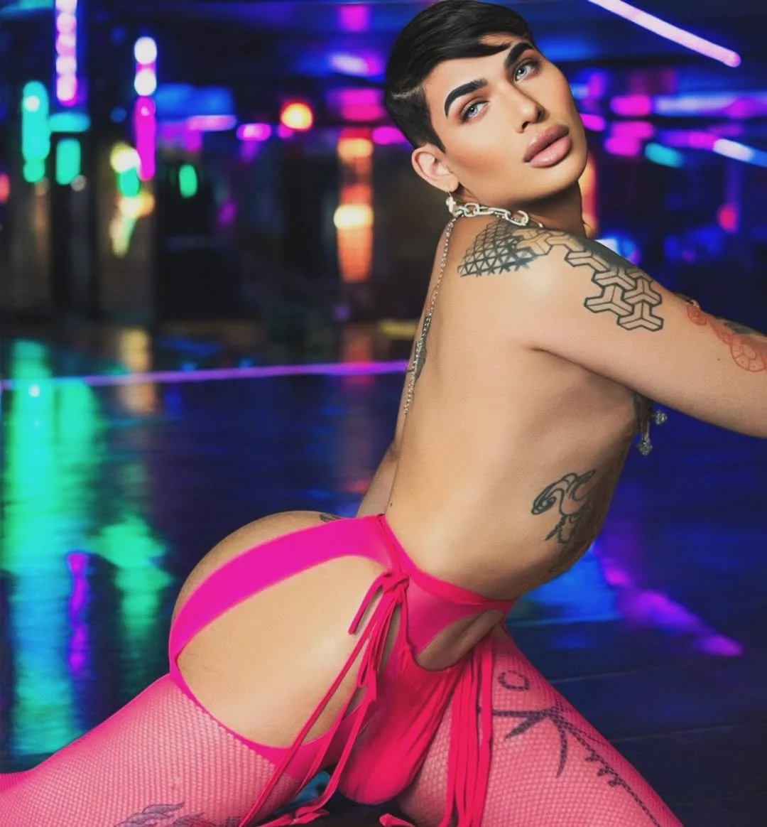 808ADDI FEMBOY CULO GRANDE image 32