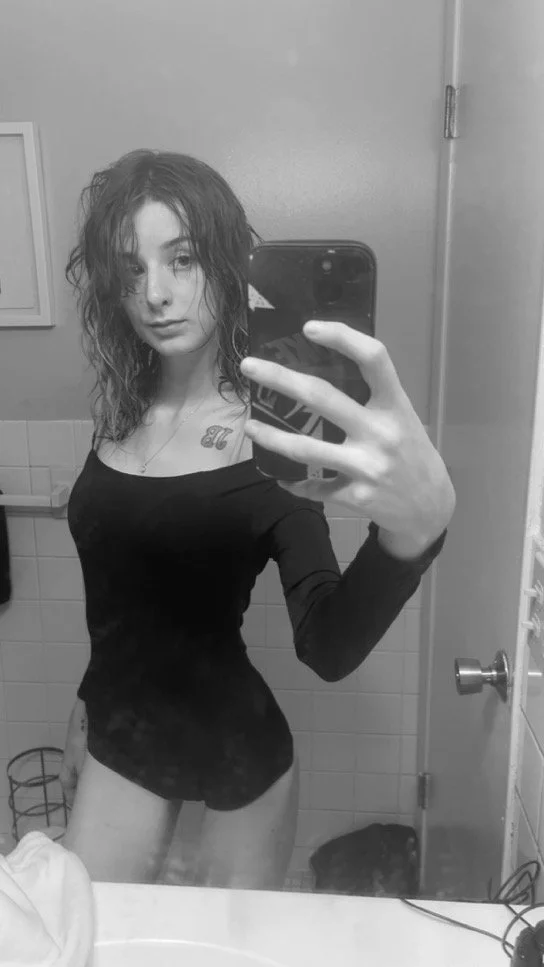 met this petite white slut and got her snap, turns out she’s a slut image 37