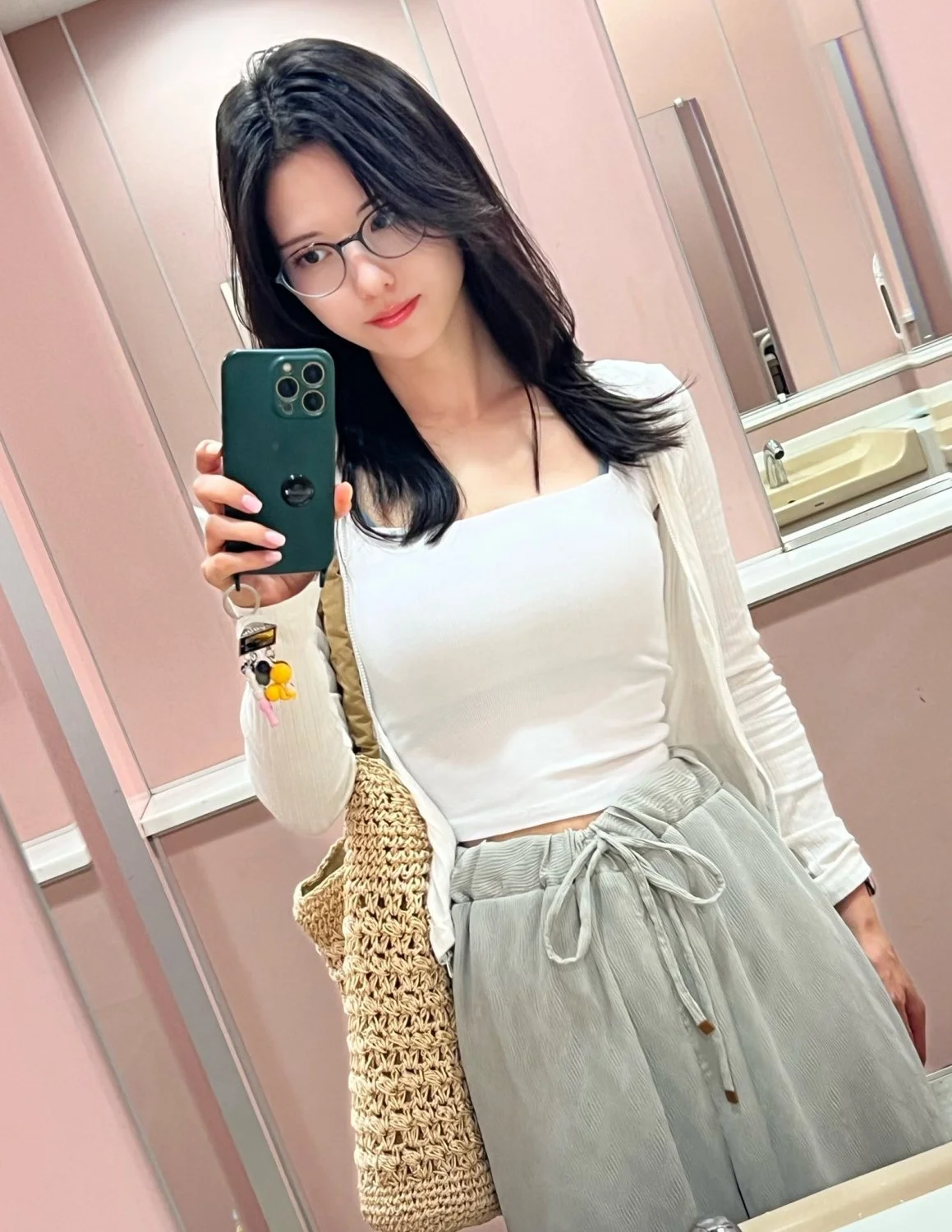 ABG Beautiful Asian main image