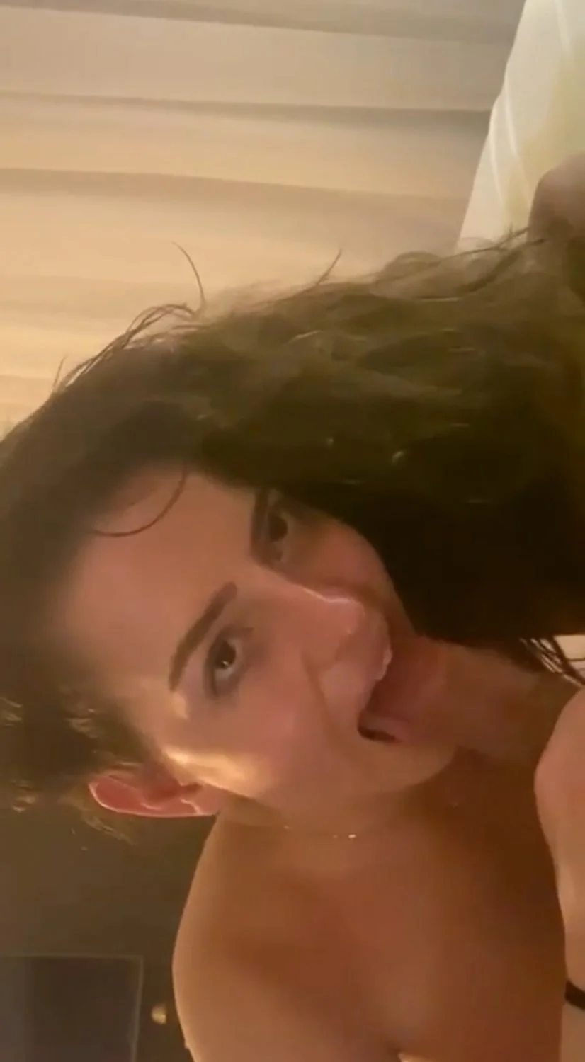 Teen with a dream Hand an Blowjob main image