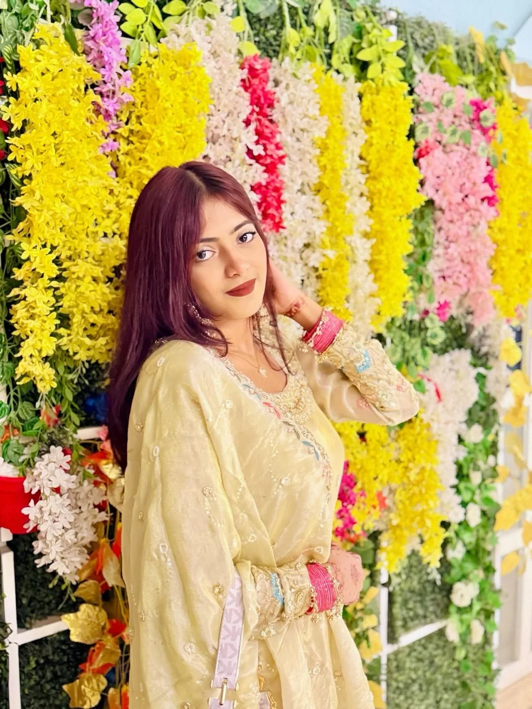 Desi Girl Mahek Alinaa Collections. image 12