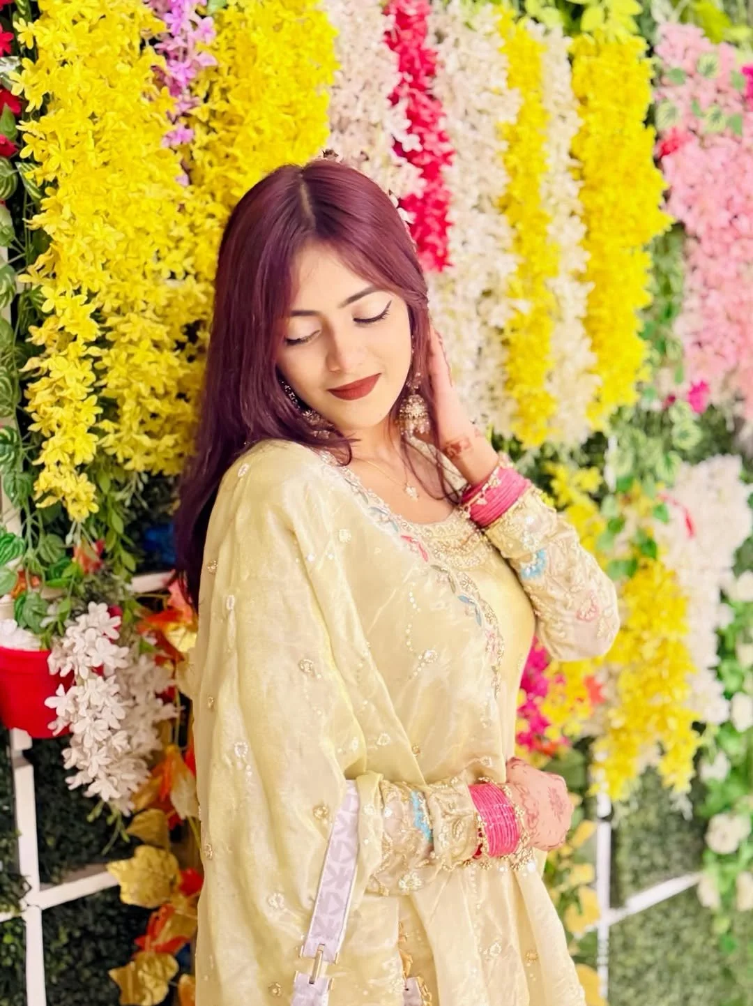 Desi Girl Mahek Alinaa Collections. image 14