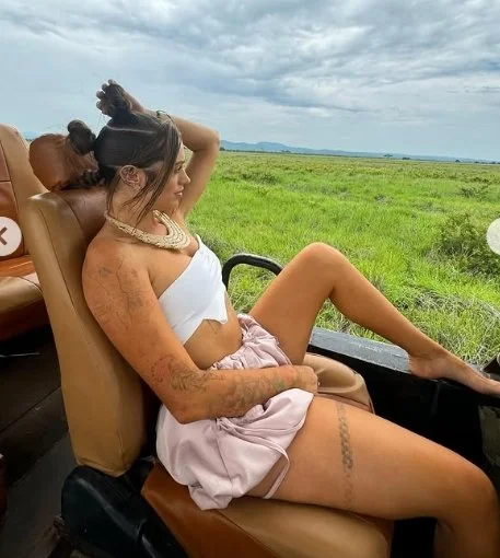 Woahvicky sexy ass image 7