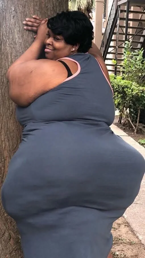 Sends my rocket 🚀 to the moon 🍆🍆💦💦 image 6