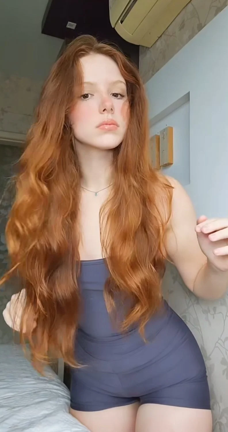 Ruiva gracinha sabe que é boa image 19