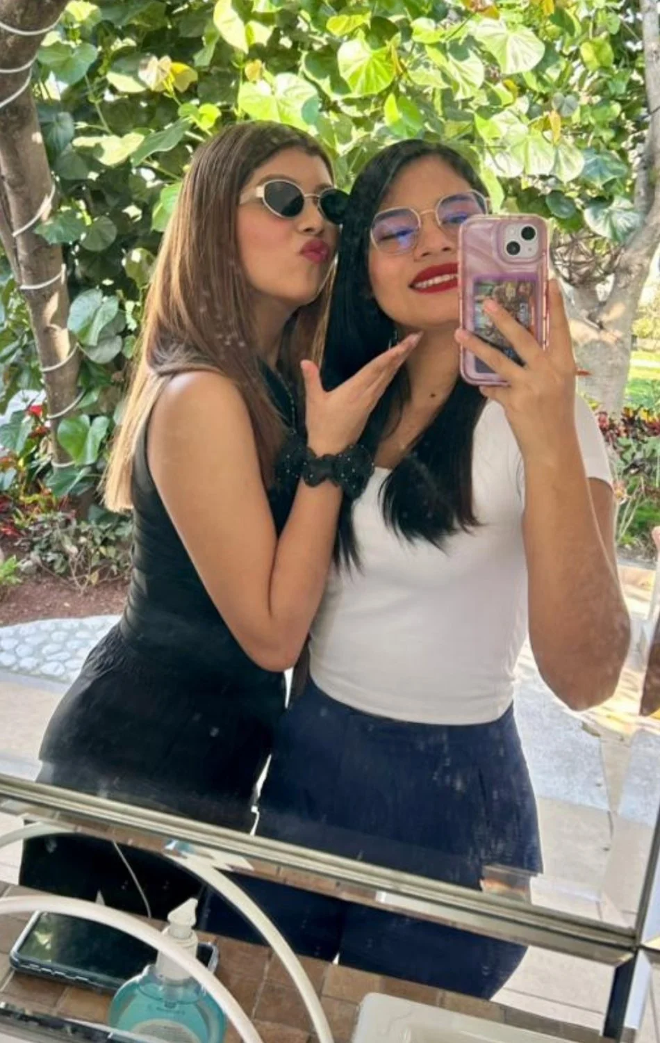 Hermanas putas para humillar, que les harían image 2