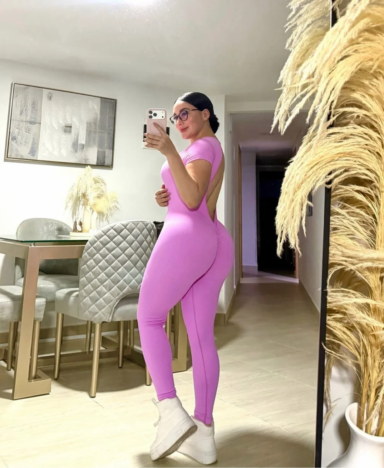 Latinas image 28