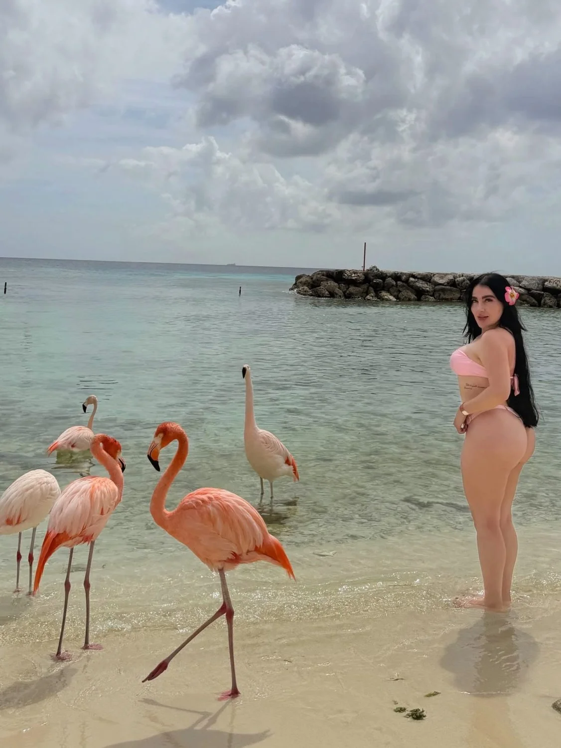 Latinas image 31