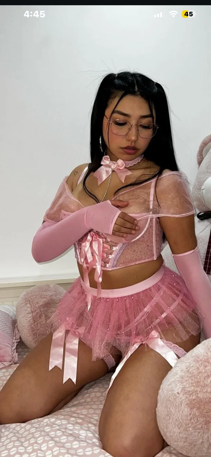 Latinas image 6