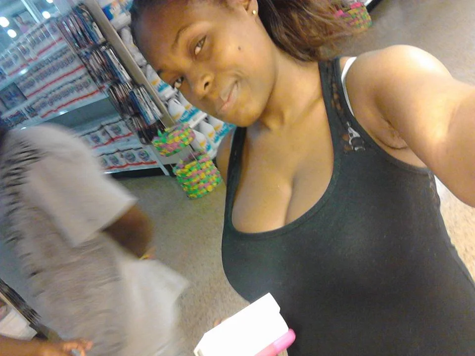Big tits chick webfind image 28