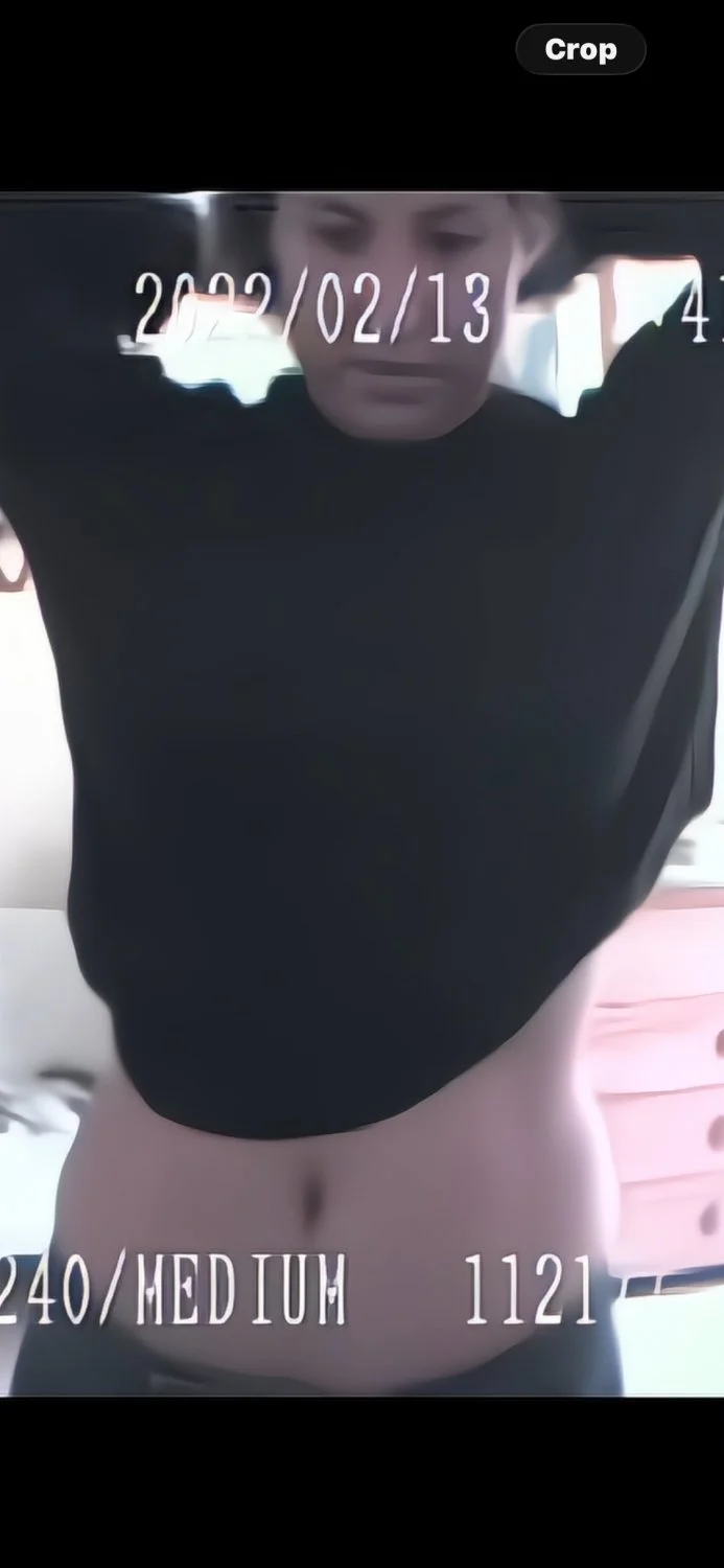 Yesmin and her perfect boobs image 6