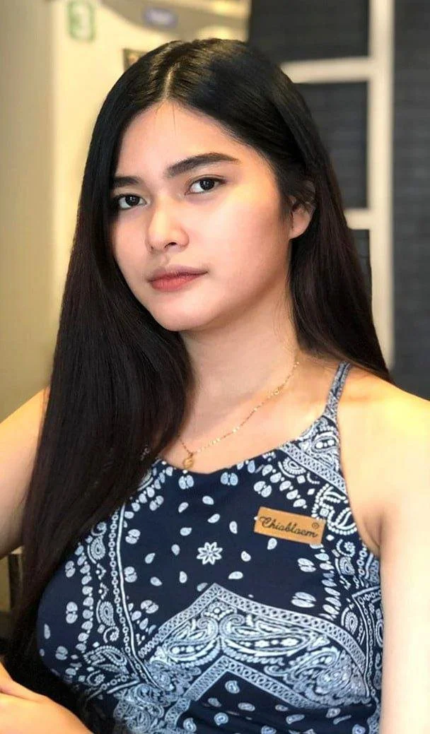 Asian Pinay Erica Garcia image 27