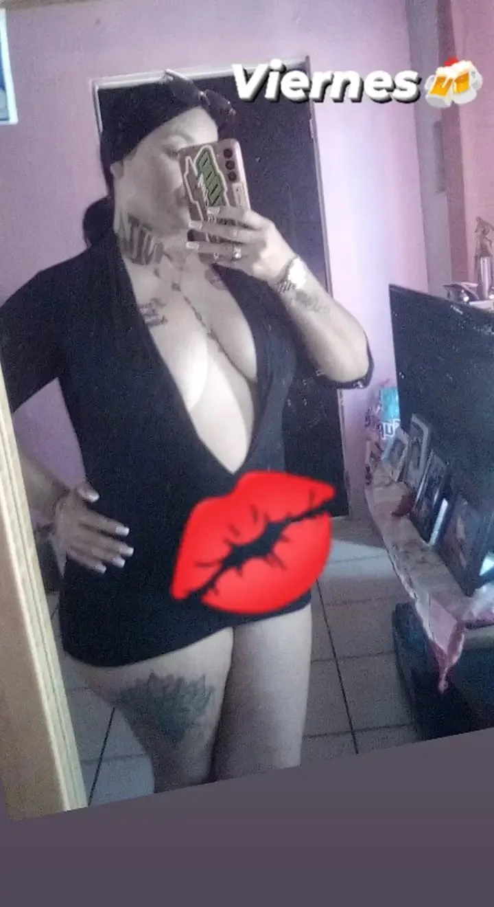 La peke tremenda milf chola putona soft image 11