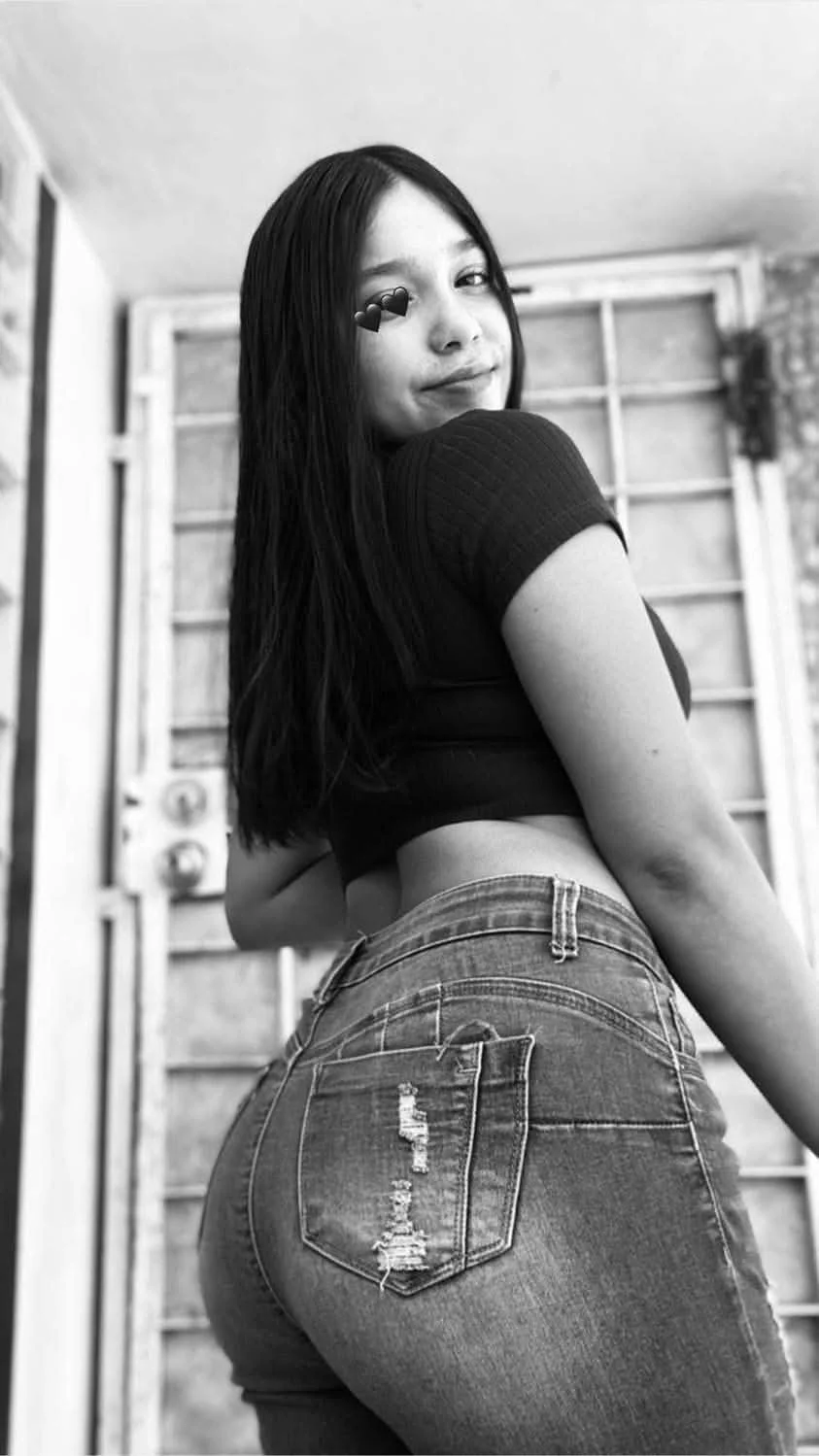 La peke tremenda milf chola putona soft image 14