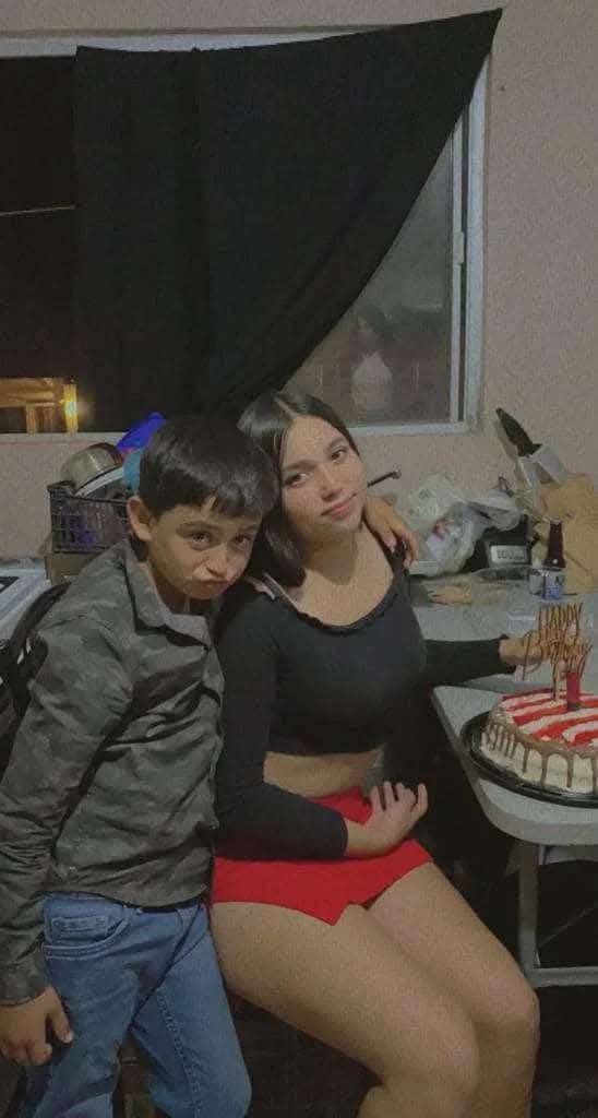 La peke tremenda milf chola putona soft image 17