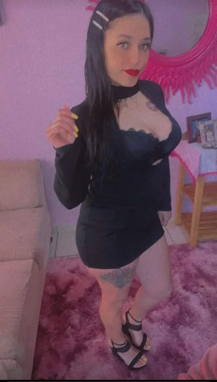 La peke tremenda milf chola putona soft image 24