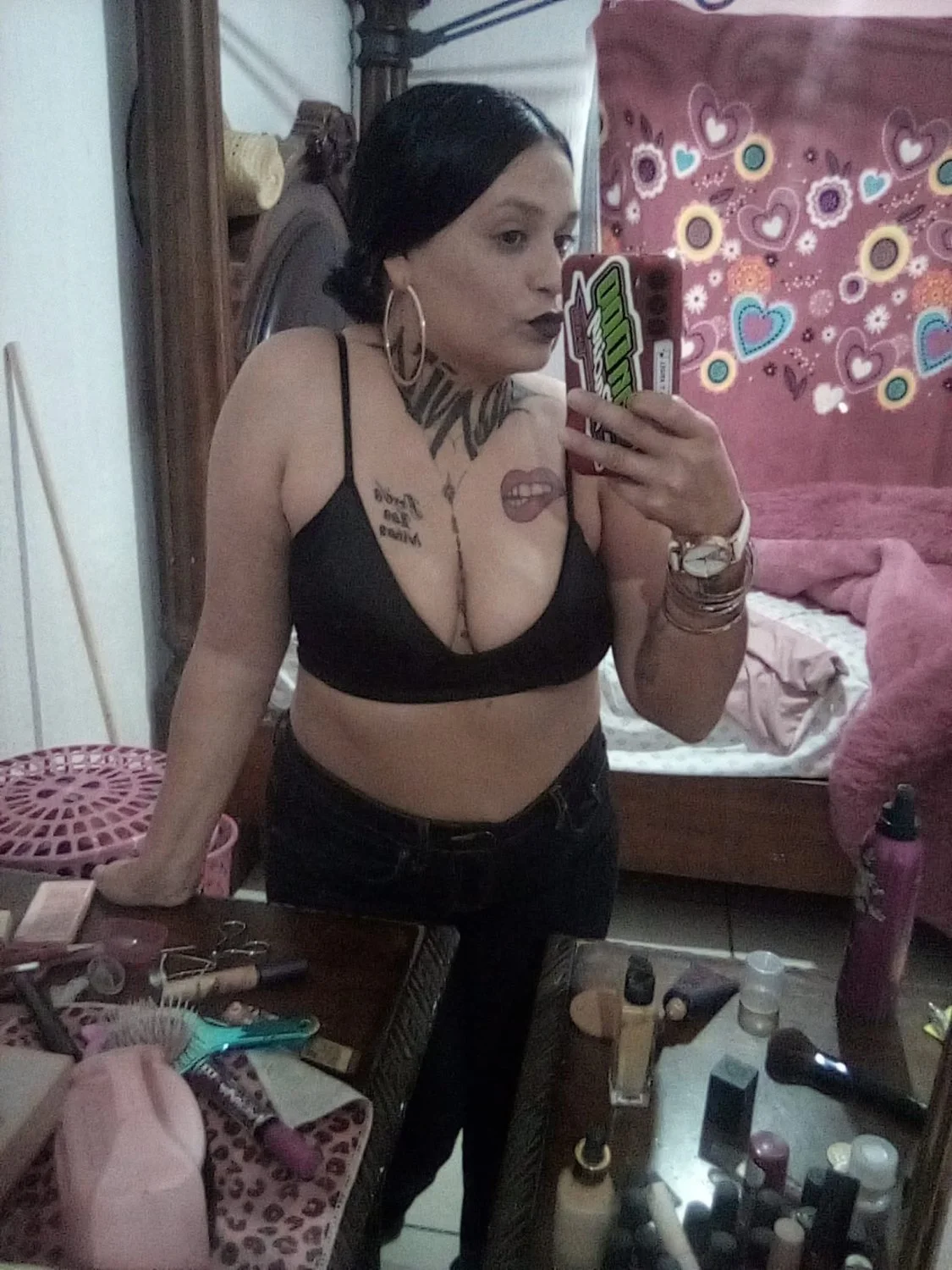 La peke tremenda milf chola putona soft image 26
