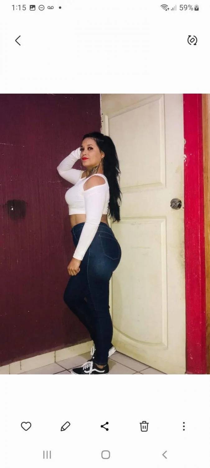 La peke tremenda milf chola putona soft image 36
