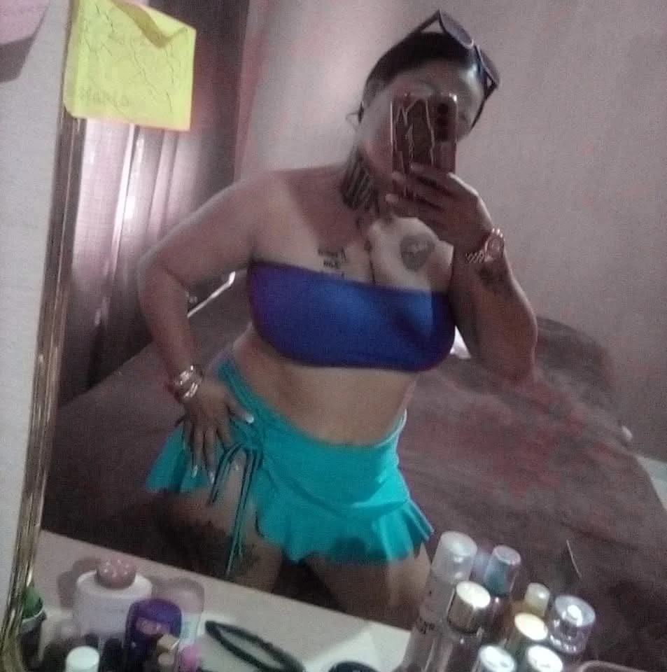 La peke tremenda milf chola putona soft image 39
