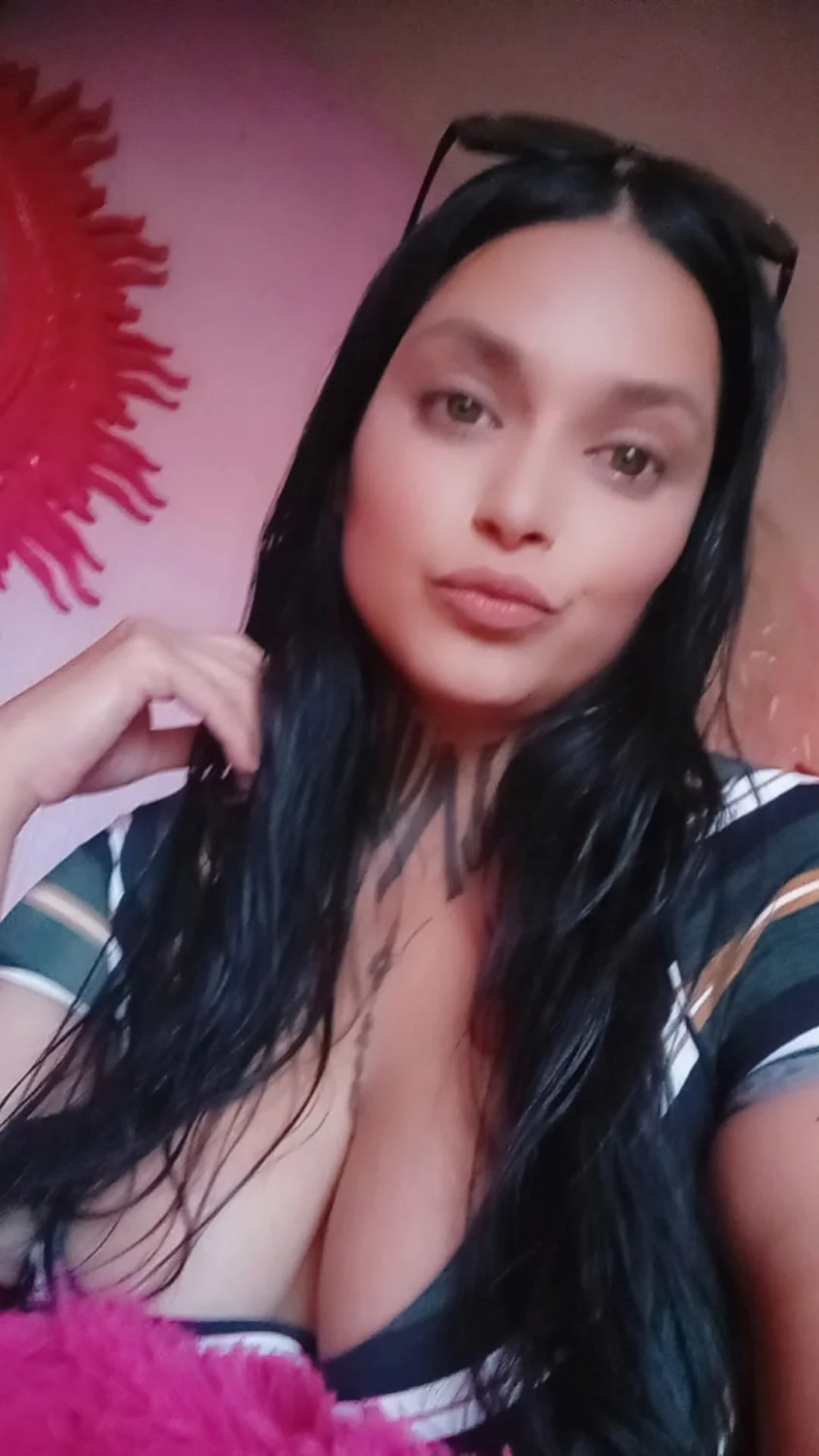 La peke tremenda milf chola putona soft image 41
