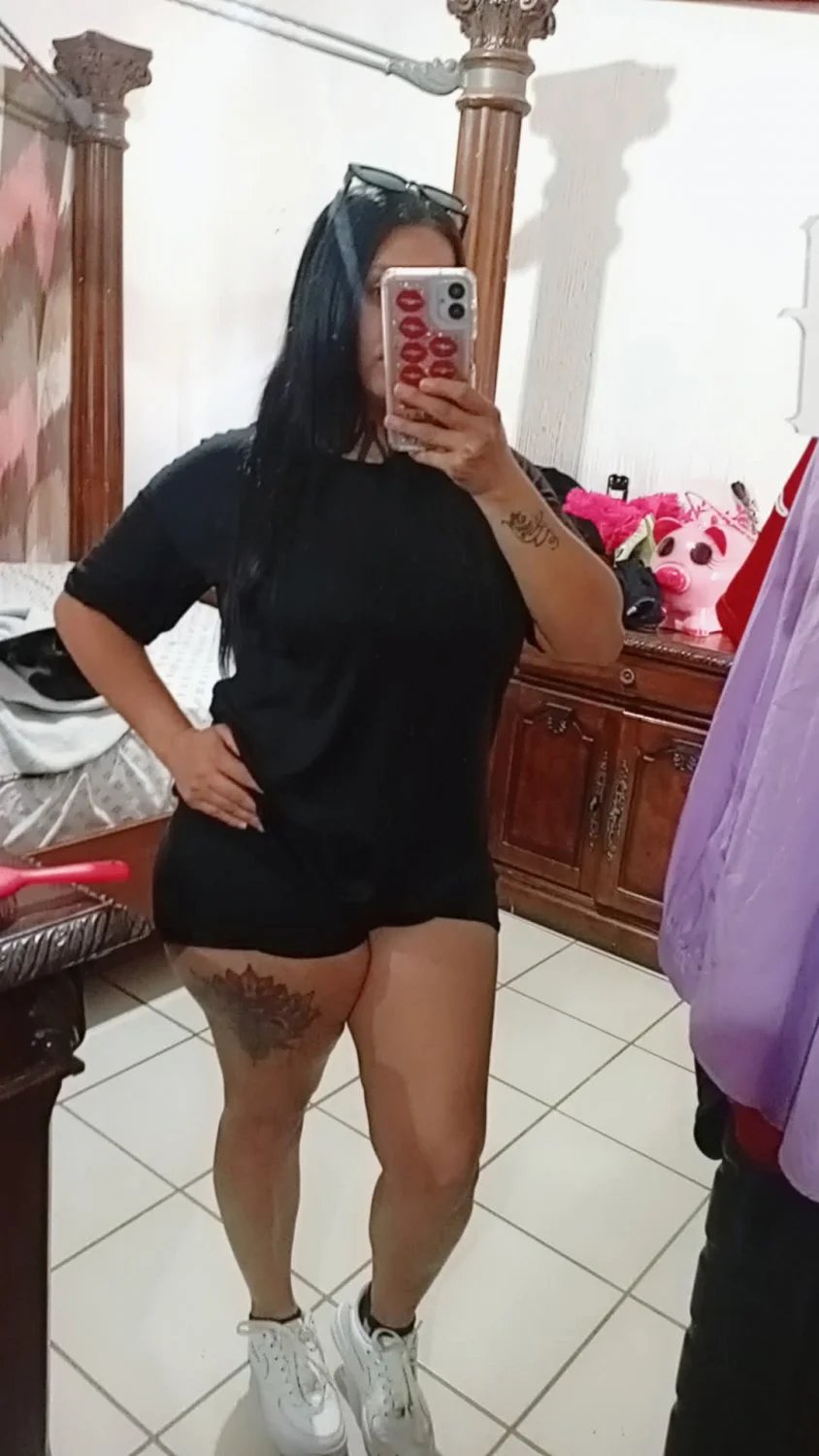 La peke tremenda milf chola putona soft image 50