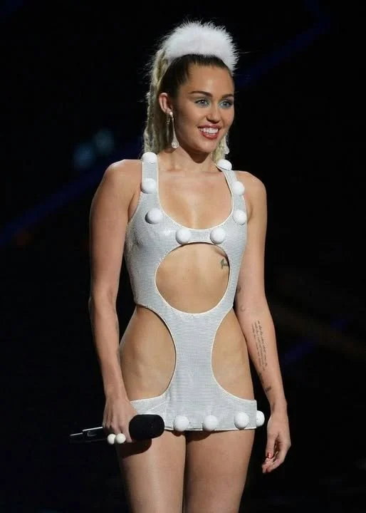 CELEB image 20
