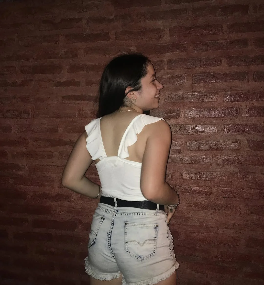 Como le crecieron las tetas a esta trolita image 7