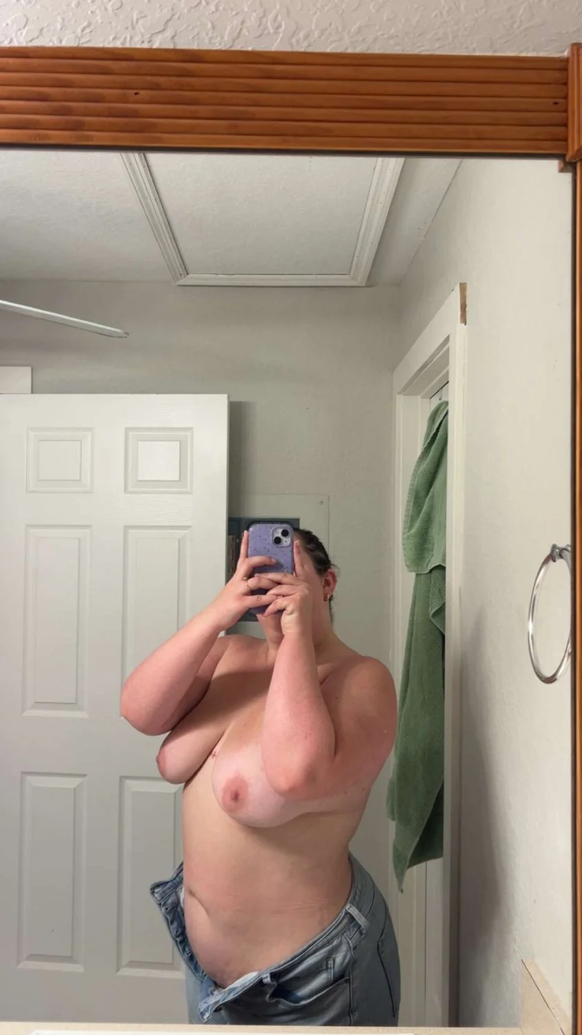 Thick snowbunny pawg shared my bf (dm to share your sluts or add on disc- t_18400 image 6
